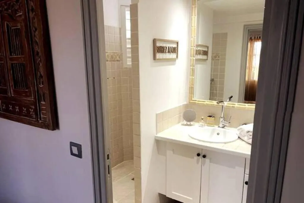 Tisucrier Orient Bay Ocean Front Appartement
