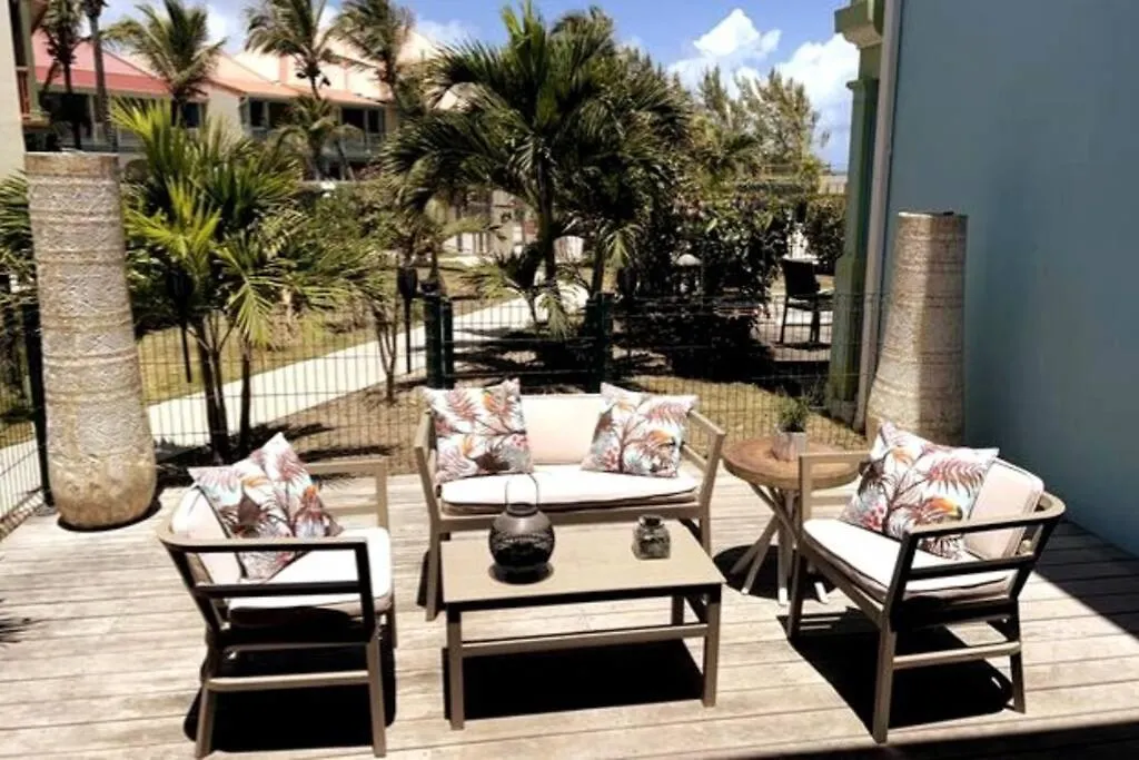 Tisucrier Orient Bay Ocean Front Appartement Sint Maarten